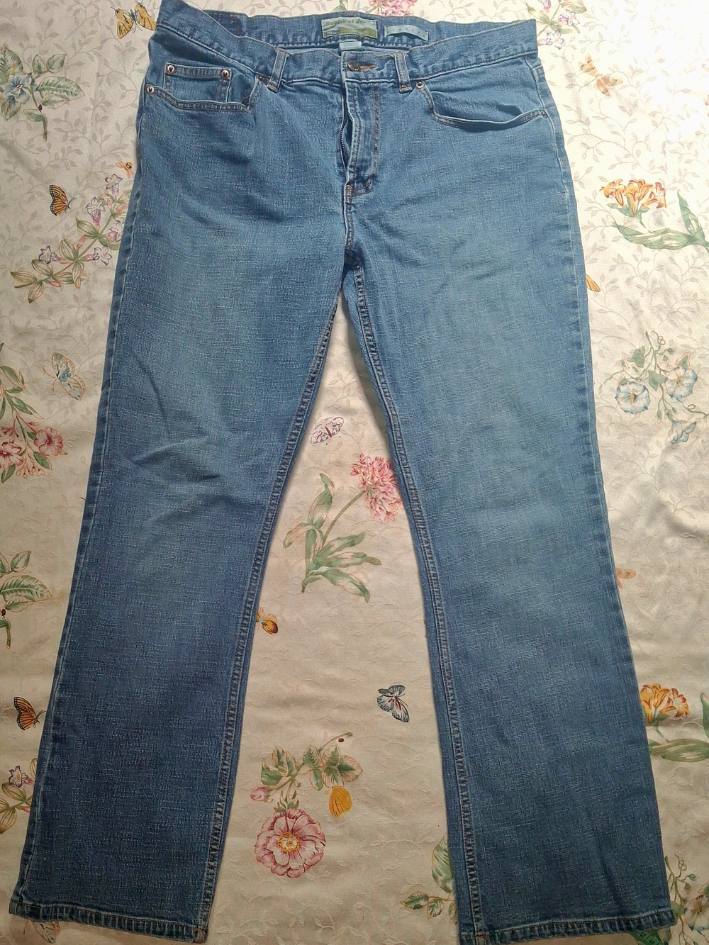 Old Navy Women’s Light Blue Boot Cut Jeans